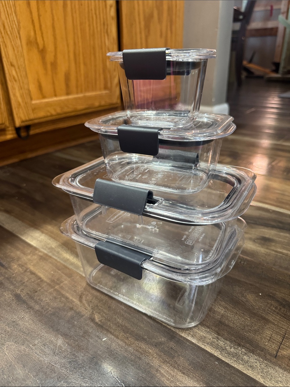 Rubbermaid Clear Food Storage Containers with Black Clips (Set)